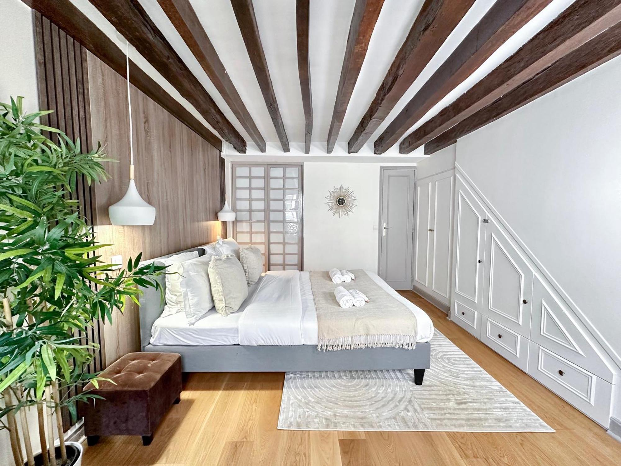 Unique & Beautiful Duplex In Saint-Germain Διαμέρισμα Παρίσι Εξωτερικό φωτογραφία