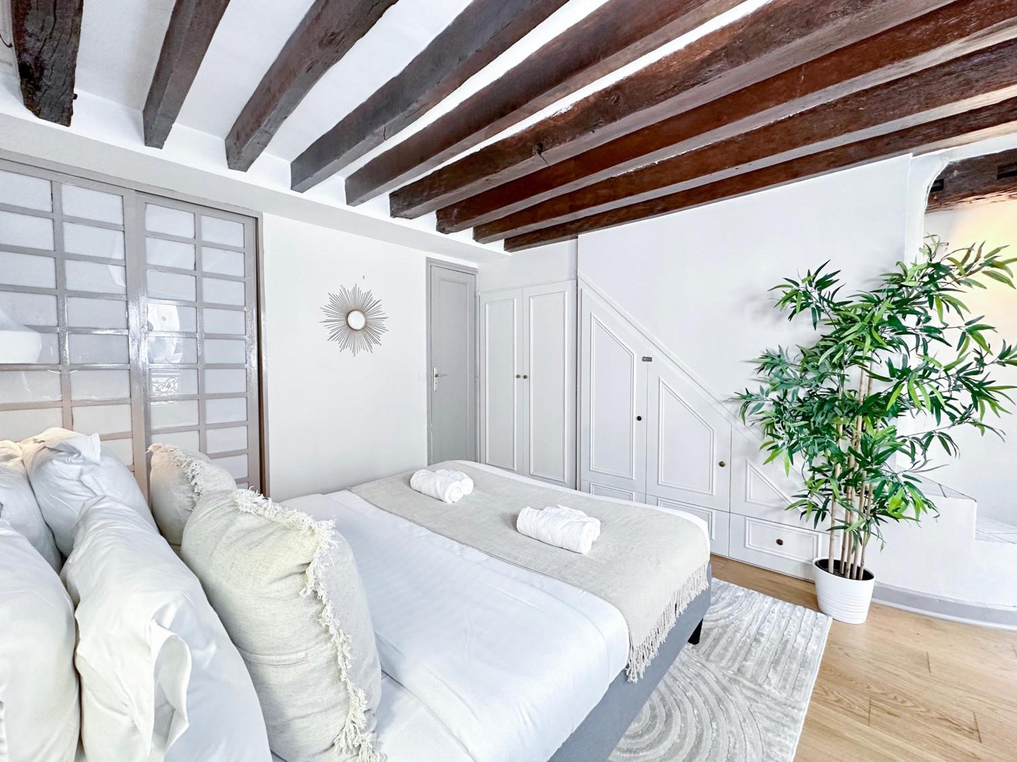 Unique & Beautiful Duplex In Saint-Germain Διαμέρισμα Παρίσι Εξωτερικό φωτογραφία