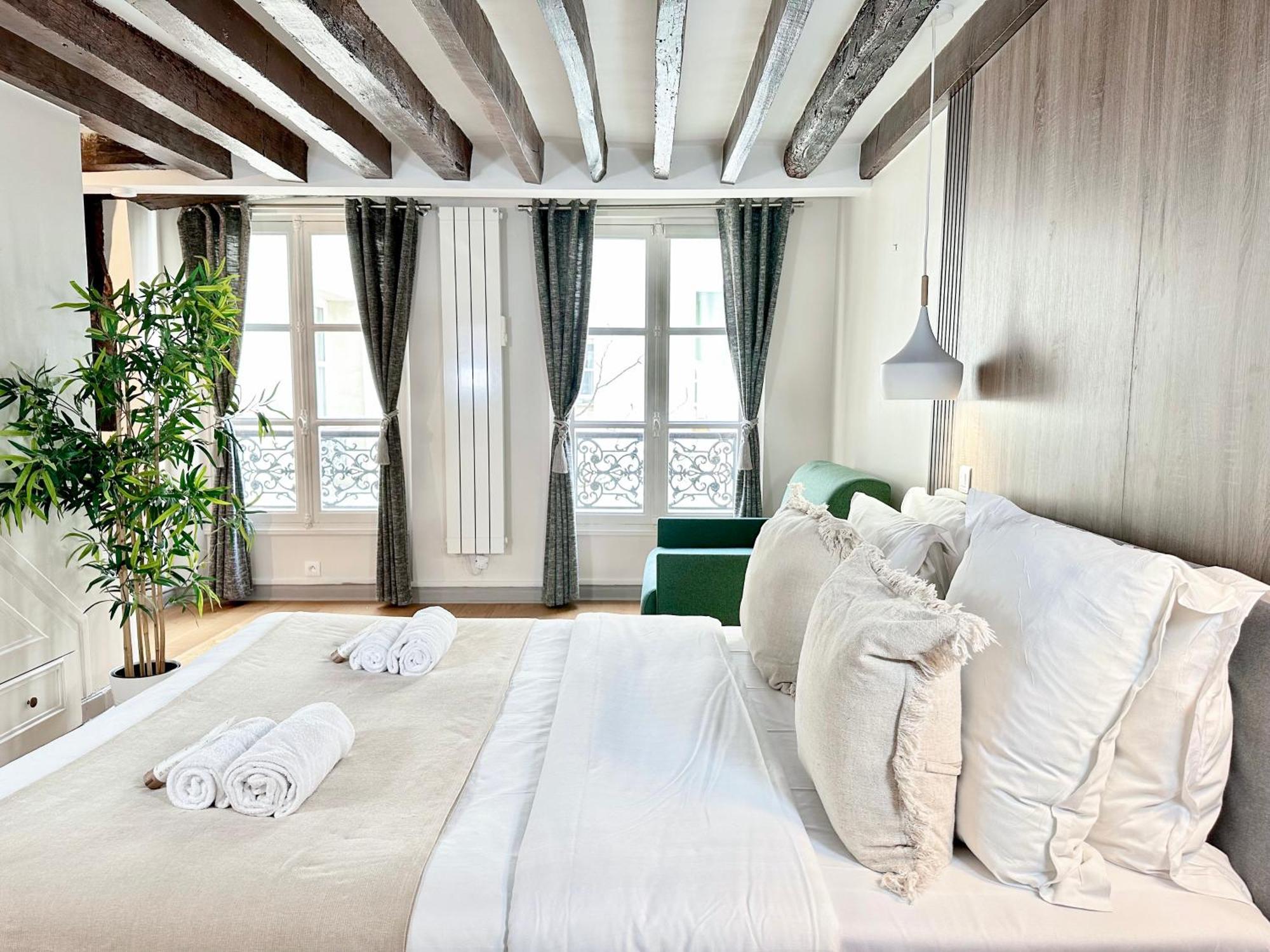 Unique & Beautiful Duplex In Saint-Germain Διαμέρισμα Παρίσι Εξωτερικό φωτογραφία